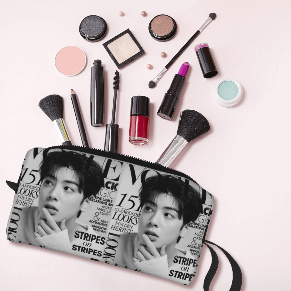 Piórnik Cha EunWoo Kpop Astro  – Stationery And Office Supply Chain recenzja i cena